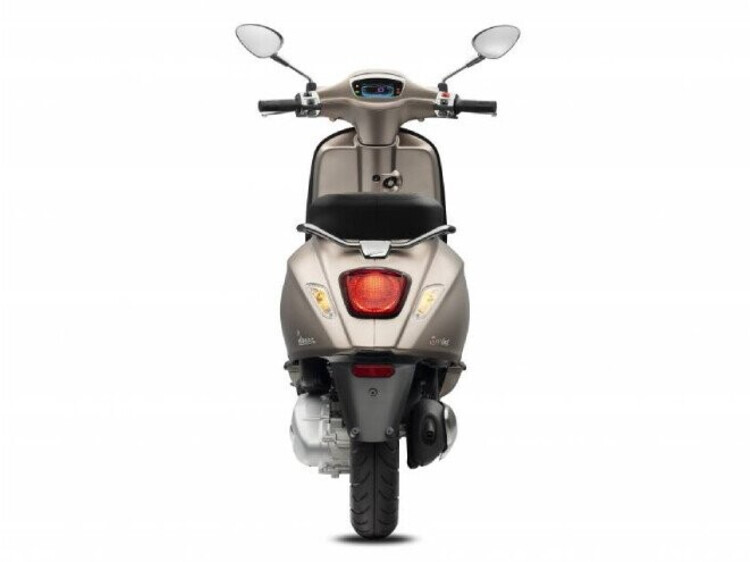 Vespa Sprint S 150 2021 mới ra mắt, giá trên 100 triệu vespa sprint s 150 2021 thêm miếng đệm, hơn 100 triệu đồng