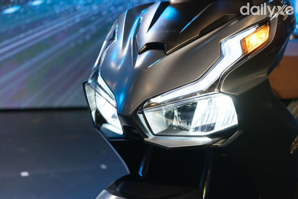 Cụm đèn LED kép được thiết kế tinh tế