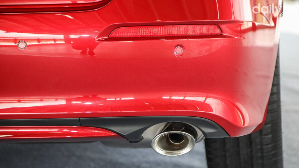 Tiếng ồn trên xe ô tô do hệ thống ống xả