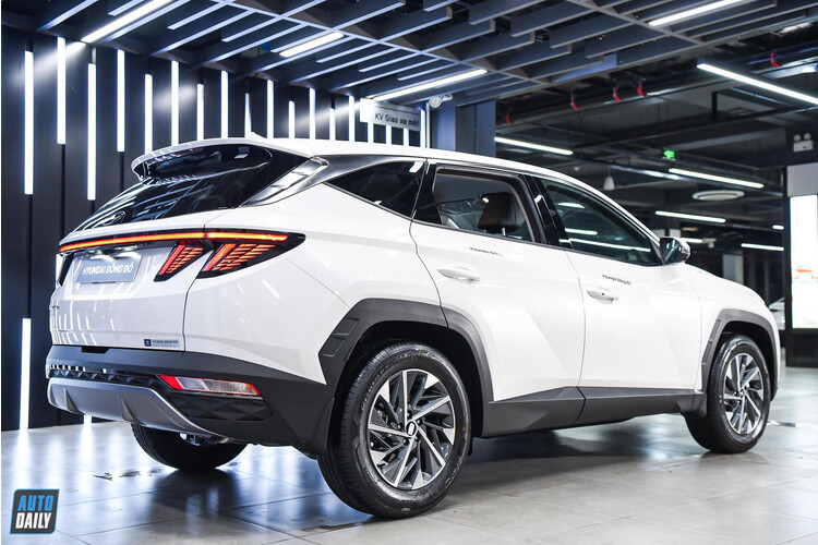 Ảnh chi tiết Hyundai Tucson 2022 bản 2.0L xăng cao cấp 925 triệu đồng anh chi tiet hyundai tucson 2022 ban 2.0l xang cao cap 925 trieu dong