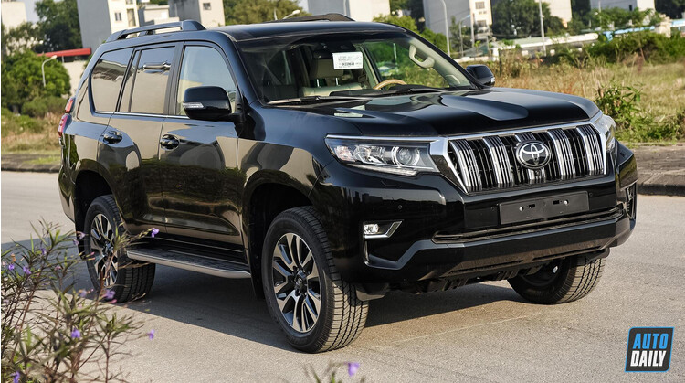 Ảnh chi tiết Toyota Land Cruiser Prado 2022 giá 2,548 tỷ tại đại lý anh chi tiet toyota land cruiser prado 2022 gia 2,548 ty tai dai ly