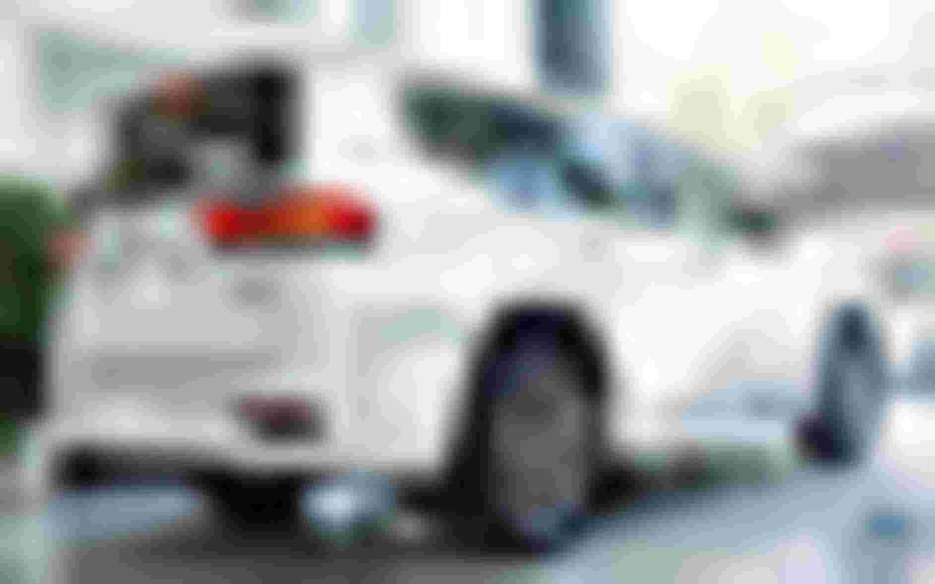 anh chi tiet toyota land cruiser vxr 2022 nhap trung dong tai viet nam