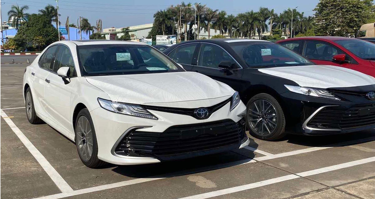 Ảnh nóng Toyota Camry 2022 tại Việt Nam, quyết đấu VinFast Lux A anh nong toyota camry 2022 tai viet nam, quyet dau vinfast lux a