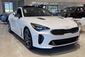 Ảnh thực tế Kia Stinger 2022 tại đại lý