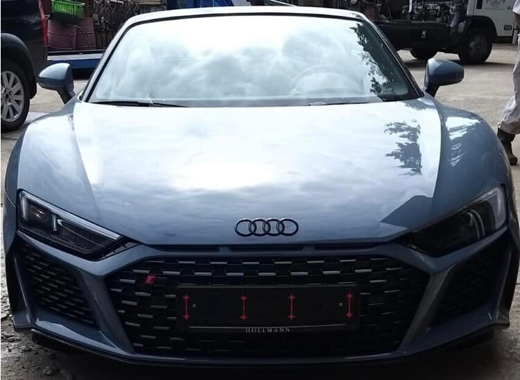 Audi r8 mui tran đắt nhất Việt Nam