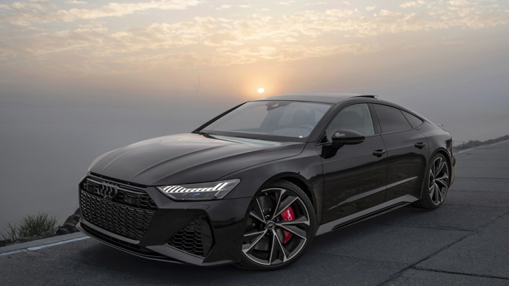 audi rs7 sportback 2021 trình làng với ngoại hình mới hầm