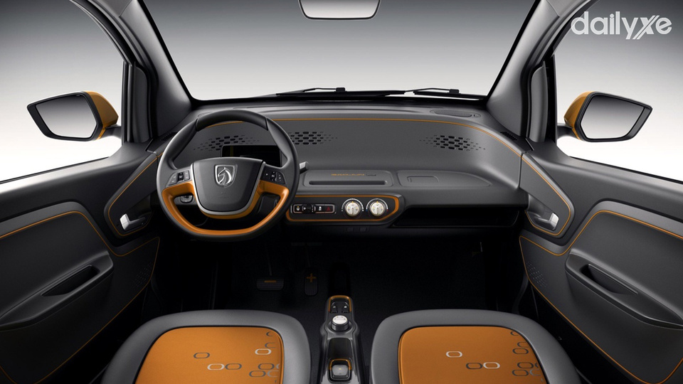 Nội thất Baojun E100 được thiết kế ở mức rất đơn giản