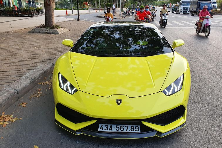 Bắt gặp Lamborghini Huracan độ Vorsteiner - Hàng hiếm với biển số khủng  trên đường phố Sài Gòn