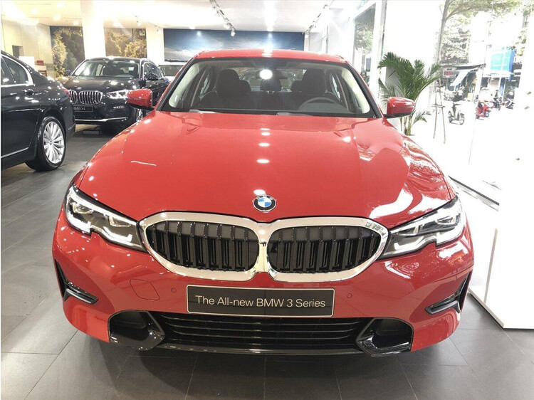 bmw-320i-sport-line-2020-2.jpg