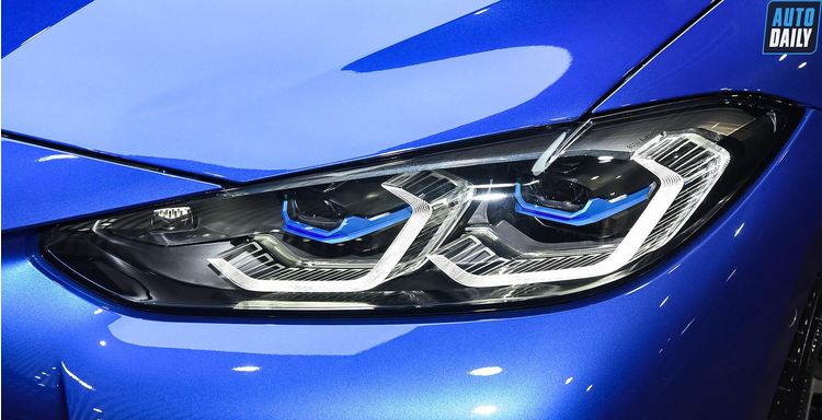 BMW 4 Series Convertible 2021: Cởi mở và khác biệt