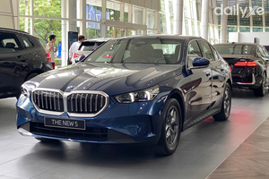 BMW 520i Premium (Máy xăng) BMW 520i Premium (Máy xăng)