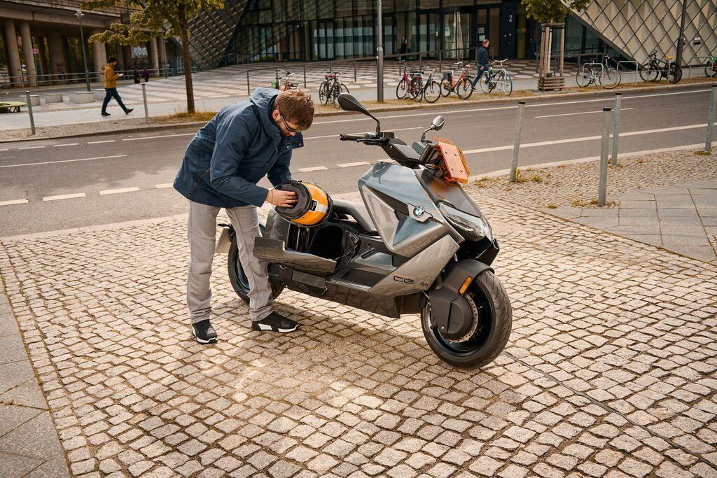  Motocicleta eléctrica BMW CE Standard para ricos, con un precio de millones de VND