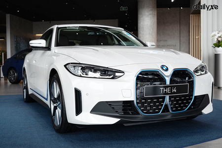 BMW i4 eDrive40 (Máy điện)