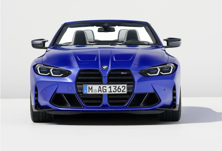 bmw-m4-tranh-mui-ra-mat-xe-the-thao-mui-tran-thuc-thu-gia-tu-1-98-ty-vnd bmw-m4-tranh-mui-ra-mat-xe-the-thao-mui-tran-thuc-thu-gia-tu-1-98-ty-vnd