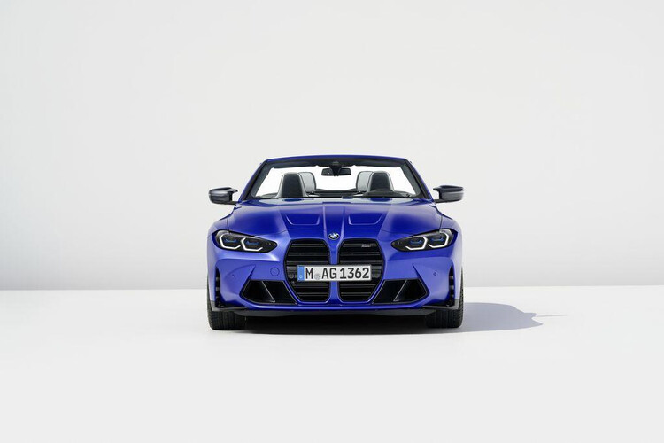 bmw-m4-tranh-mui-ra-mat-xe-the-thao-mui-tran-thuc-thu-gia-tu-1-98-ty-vnd bmw-m4-tranh-mui-ra-mat-xe-the-thao-mui-tran-thuc-thu-gia-tu-1-98-ty-vnd