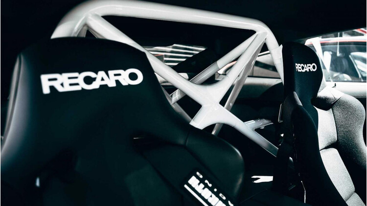 bmw-m8-xe-an-toan-cao-cap-cho-giai-dua-motogp-co-gi-dac-biet-5.jpg bmw-m8-xe-an-toan-cao-cap-cho-giai-dua-motogp-co-gi-dac-biet-5.jpg