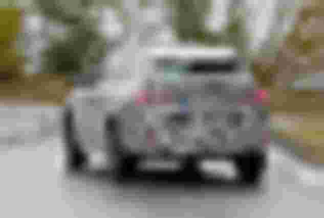 bmw x1 moi co the manh 350 ma luc, san sang doi dau mercedes-benz gla 45