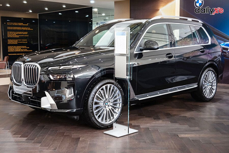 BMW X7 xDrive40i Pure Excellence (Máy xăng) BMW X7 xDrive40i Pure Excellence (Máy xăng)