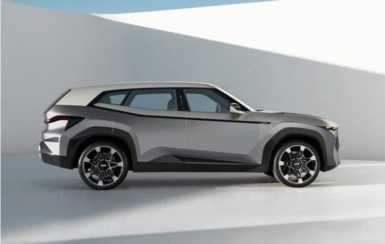 BMW x8 sap ra mat: ban x7 coupe, lam maybach gls