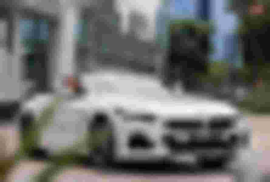 BMW Z4 sDrive40i 30i (Máy xăng)