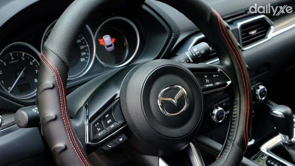 Bọc vô lăng giúp xế hộp đẹp và phong cách hơn