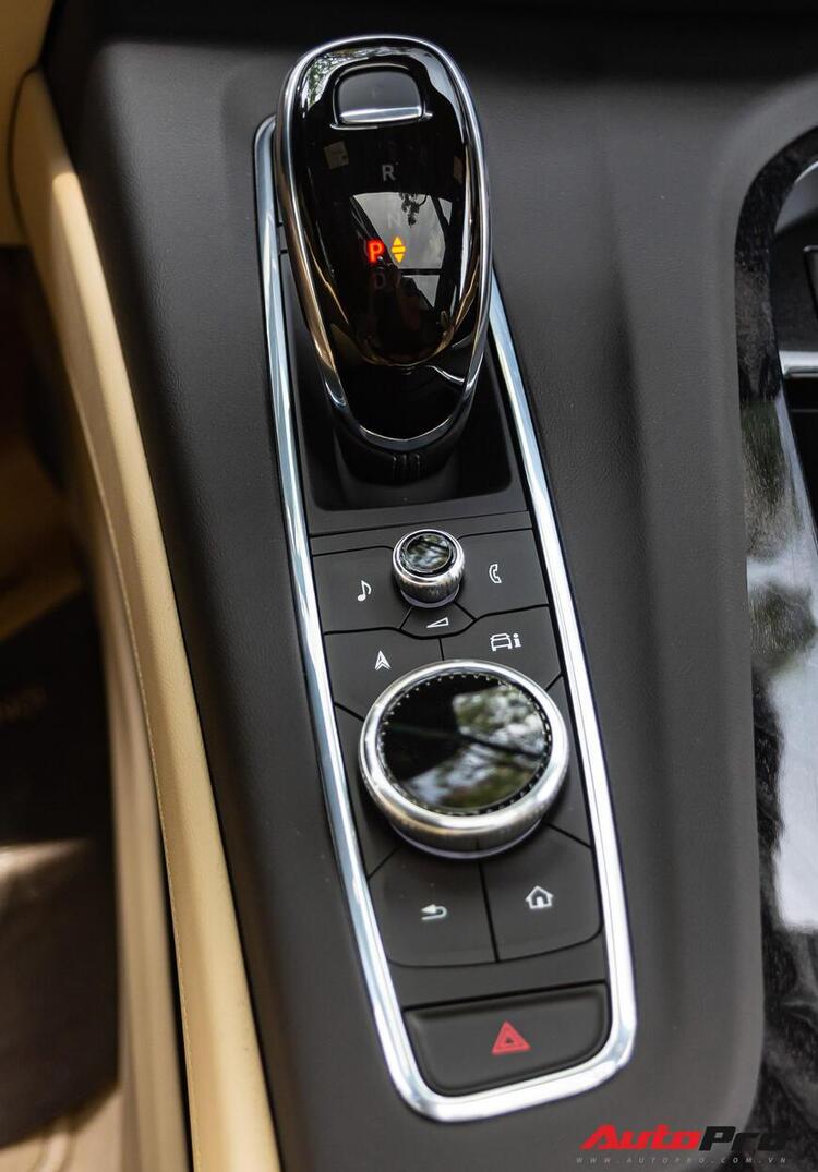 Cadillac-Escalade-ESV-gia-gan-12-ty-dong-suv-full-size-hang-sang-cho-nha-giau-viet Cadillac-Escalade-ESV-gia-gan-12-ty-dong-suv-full-size-hang-sang-cho-nha-giau-viet