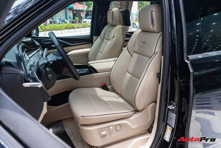 Cadillac-Escalade-ESV-gia-gan-12-ty-dong-suv-full-size-hang-sang-cho-nha-giau-viet Cadillac-Escalade-ESV-gia-gan-12-ty-dong-suv-full-size-hang-sang-cho-nha-giau-viet