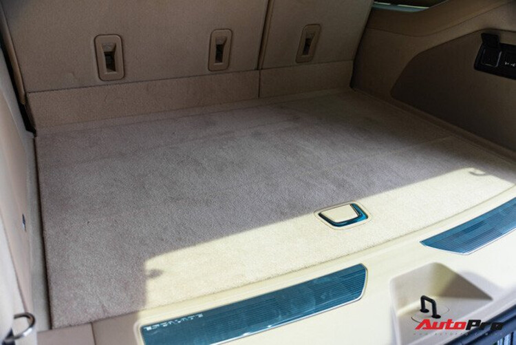 Cadillac-Escalade-ESV-gia-gan-12-ty-dong-suv-full-size-hang-sang-cho-nha-giau-viet Cadillac-Escalade-ESV-gia-gan-12-ty-dong-suv-full-size-hang-sang-cho-nha-giau-viet
