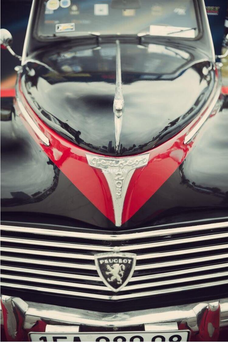 Khép kín "đồ cổ" Peugeot 203 Convertible tại Car Passion Festival - Ảnh 7 Khép kín "đồ cổ" Peugeot 203 Convertible tại Car Passion Festival - Ảnh 7