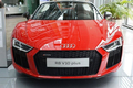 Cận cảnh siêu xe Audi R8 Spyder V10 Plus đỏ rực