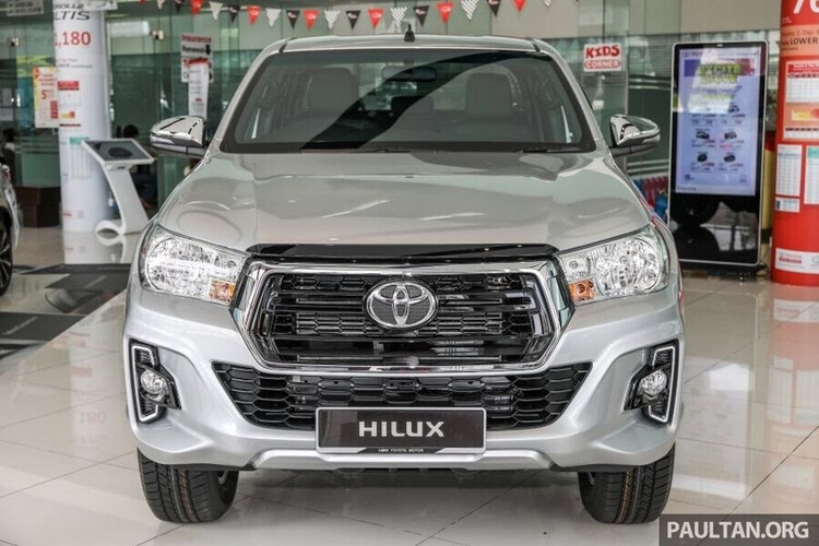 Cận cảnh Toyota Hilux L-Edition 2.4L AT 4×4 mới tại Malaysia - Hình 2 Cận cảnh Toyota Hilux L-Edition 2.4L AT 4×4 mới tại Malaysia - Hình 2