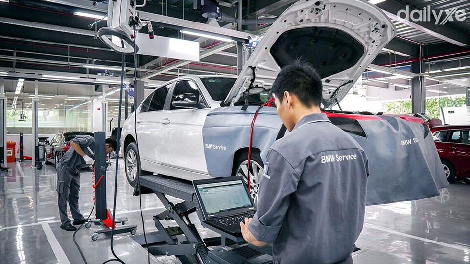 Đội ngũ thợ, kỹ thuật viên trình độ cao