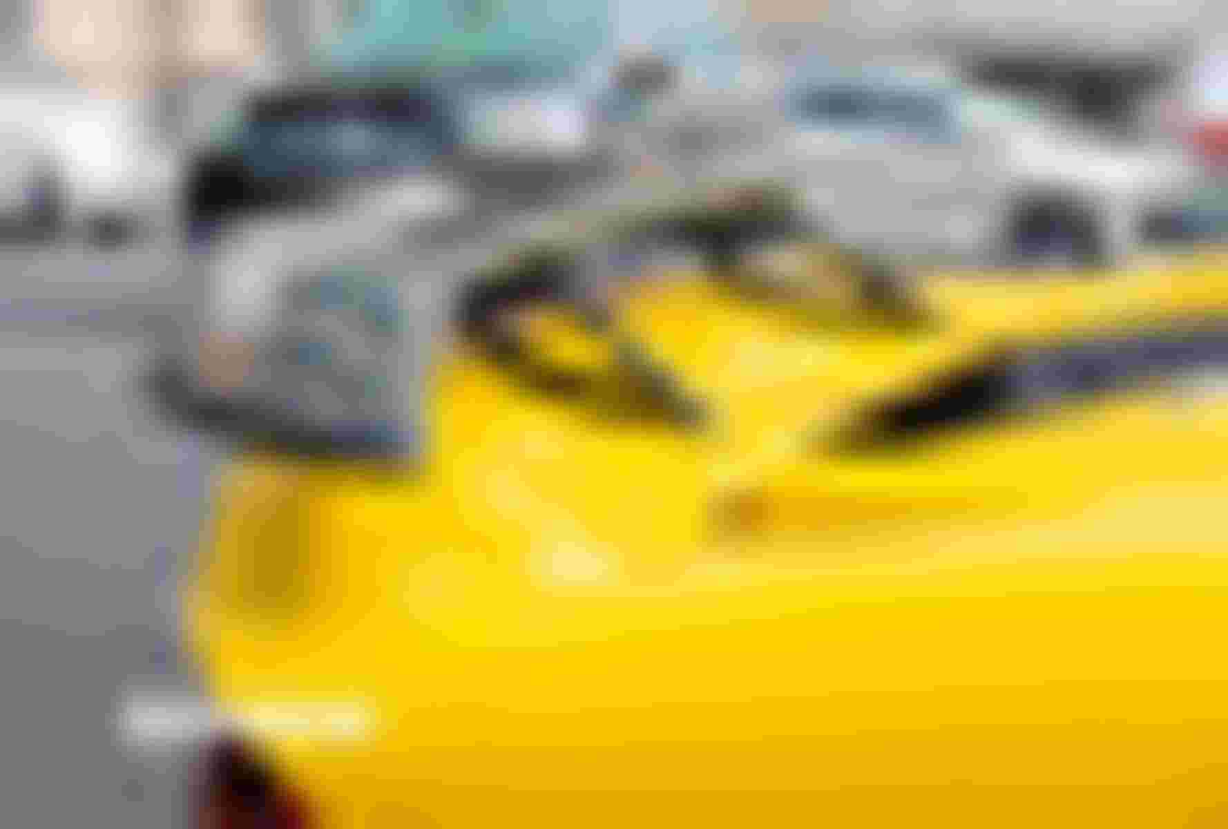 chan guong ‘zin’, chu ferrari f8 spider do novitec lam moi voi cap guong hon 200 trieu