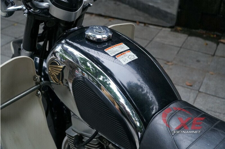 chat-lu-honda-cd-23-nam-tuoi-moi-chay-200-km-gia-220-trieu chat-lu-honda-cd-23-nam-tuoi-moi-chay-200-km-gia-220-trieu