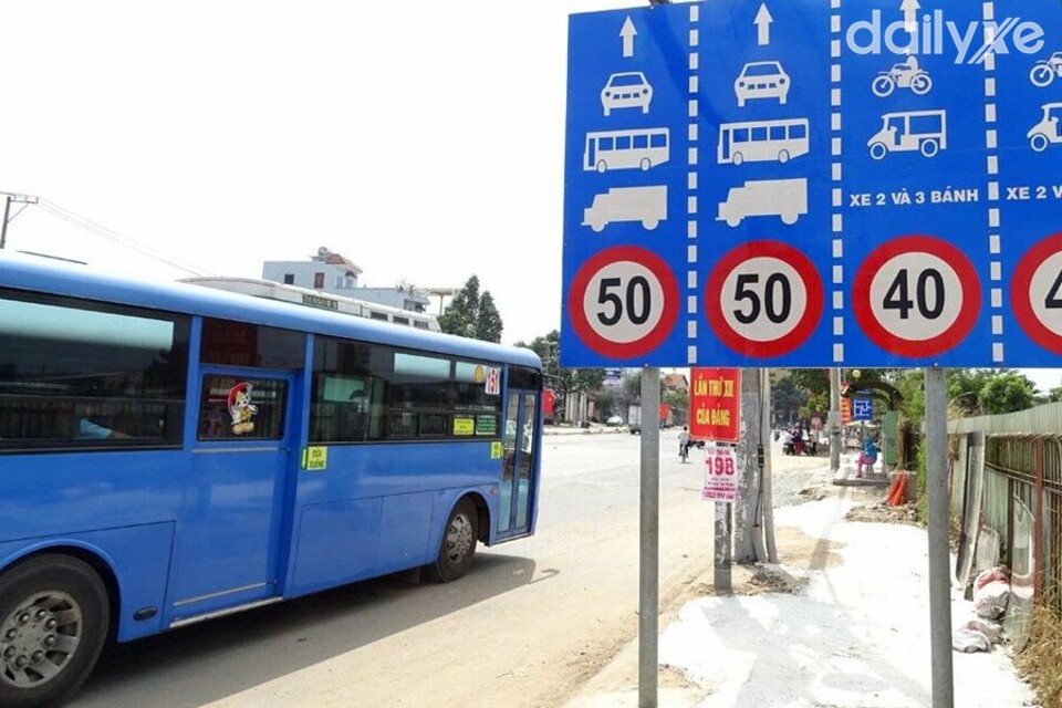 BIển báo cho phép tốc độ tối đa trong khu dân