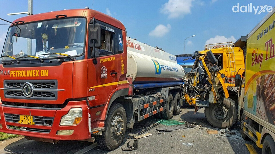 Va chạm giao thông có thể làm hư hỏng hệ thống nhiên liệu gây nguy cơ cháy nổ