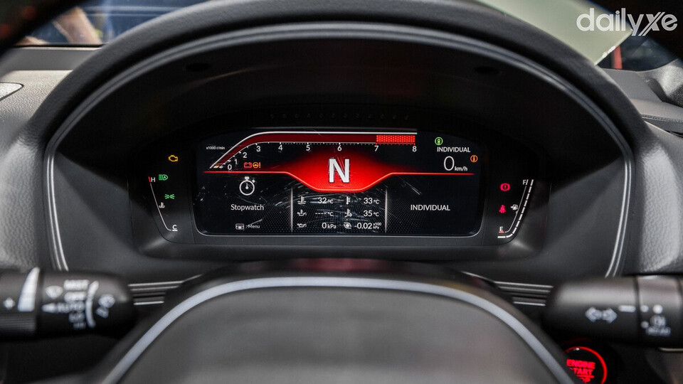 Chế độ lái Individual giúp người dùng thỏa thích vận hành theo sở thích cá nhân