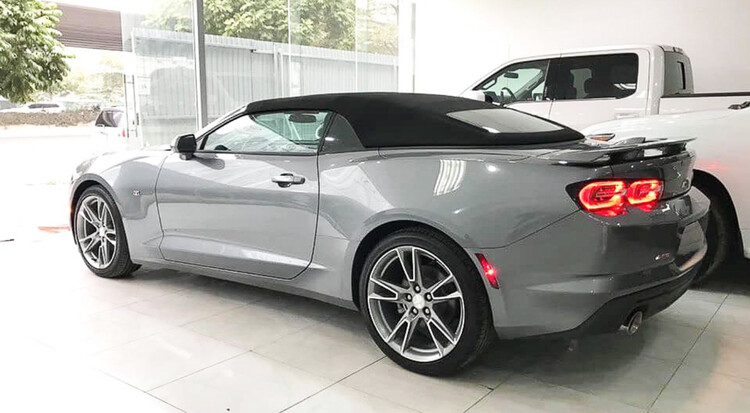 Chevrolet Camaro-RS-2019-mui-tran-dau-tien-ve-Vietnam-duoc-chao-gia-hon-3-ty-dong Chevrolet Camaro-RS-2019-mui-tran-dau-tien-ve-Vietnam-duoc-chao-gia-hon-3-ty-dong