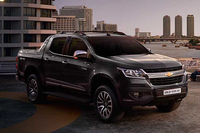 Chevrolet Colorado 2.5L 4x4 MT LT (Máy dầu)
