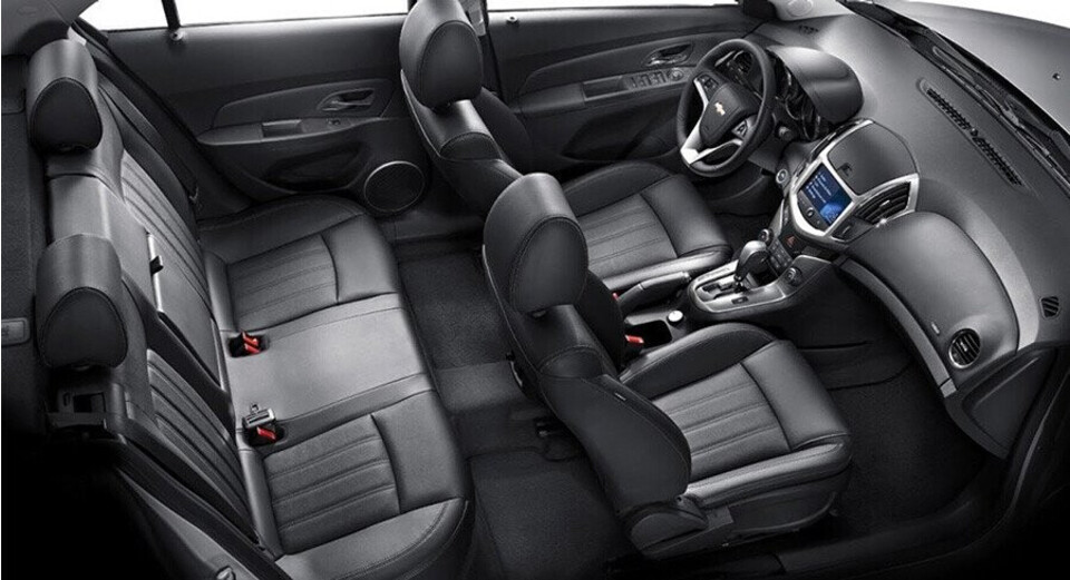 Khám phá ngay thiết kế nội thất sang trọng và tinh tế của Chevrolet Cruze Khám phá ngay thiết kế nội thất sang trọng và tinh tế của Chevrolet Cruze