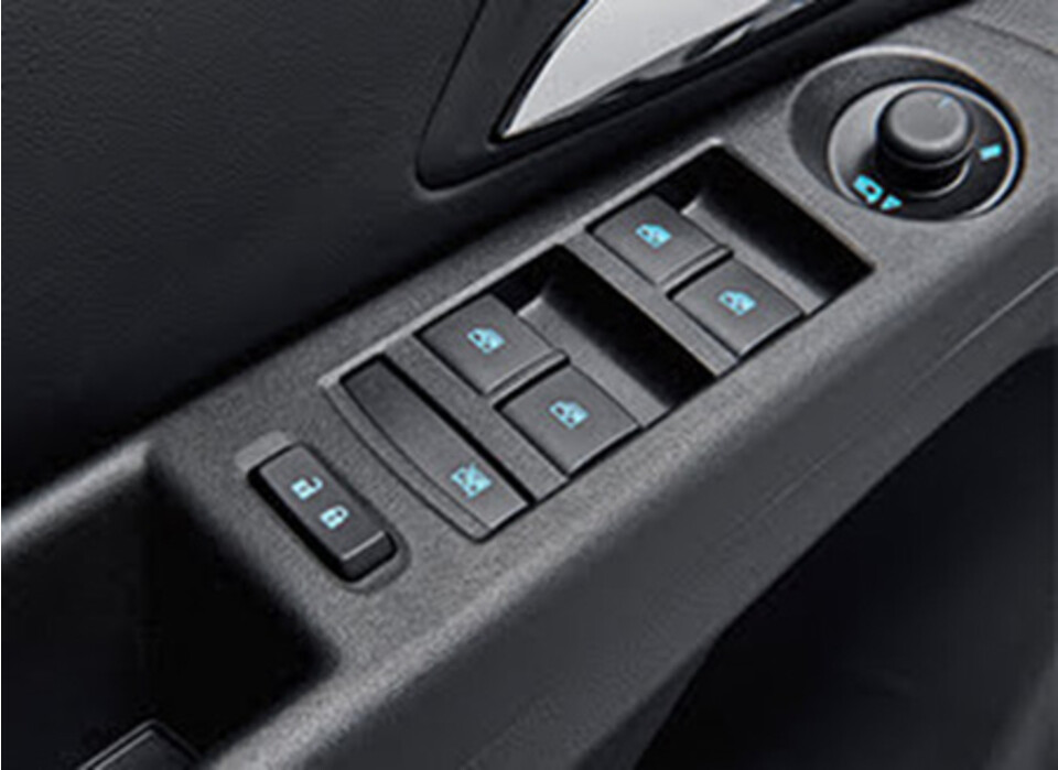 Mọi thao tác trở nên dễ dàng hơn với tổ hợp khóa trung tâm