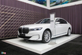 Chi tiết BMW 740Li Pure Excellence giá 6,3 tỷ tại VN