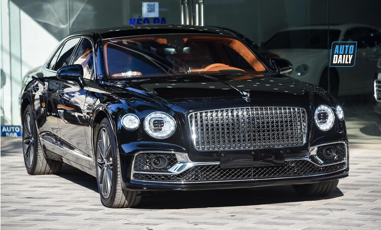 Chi tiết sedan hạng sang Bentley Flying Spur 2021 (tùy chọn 4 chỗ) Chi tiết sedan hạng sang Bentley Flying Spur 2021 nhưng chọn 4