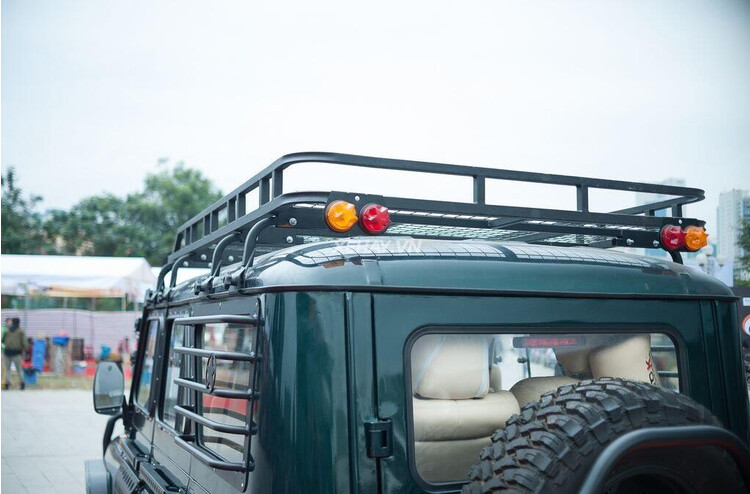 Chi tiết UAZ Hunter hầm hố phong cách quân đội - Hình 15 Chi tiết UAZ Hunter hầm hố phong cách quân đội - Hình 15