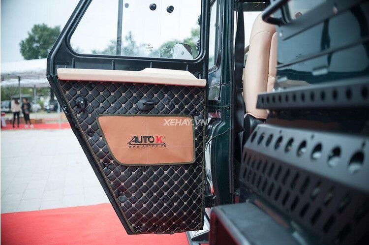 Bản độ phong cách quân đội UAZ Hunter hầm hố chi tiết - Hình 22 Bản độ phong cách quân đội UAZ Hunter hầm hố chi tiết - Hình 22