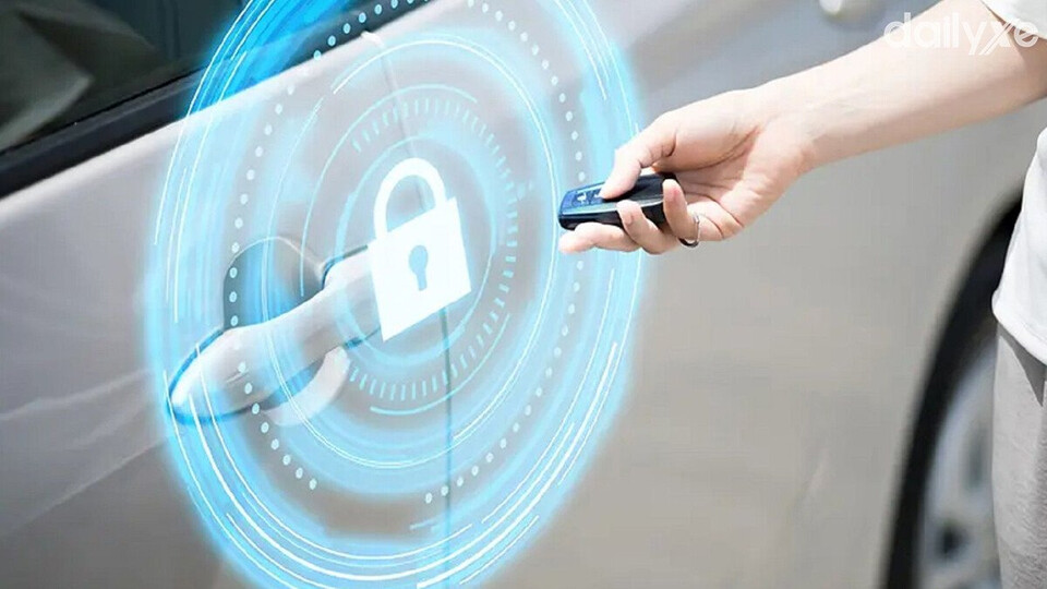 Sử dụng thiết bị chống trộm có chức năng tự động tắt động cơ