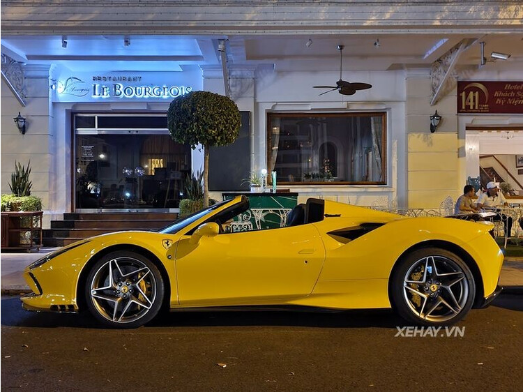 Chiêm ngưỡng siêu phẩm Ferrari F8 Spider chiem nguong sieu pham ferrari f8 spider