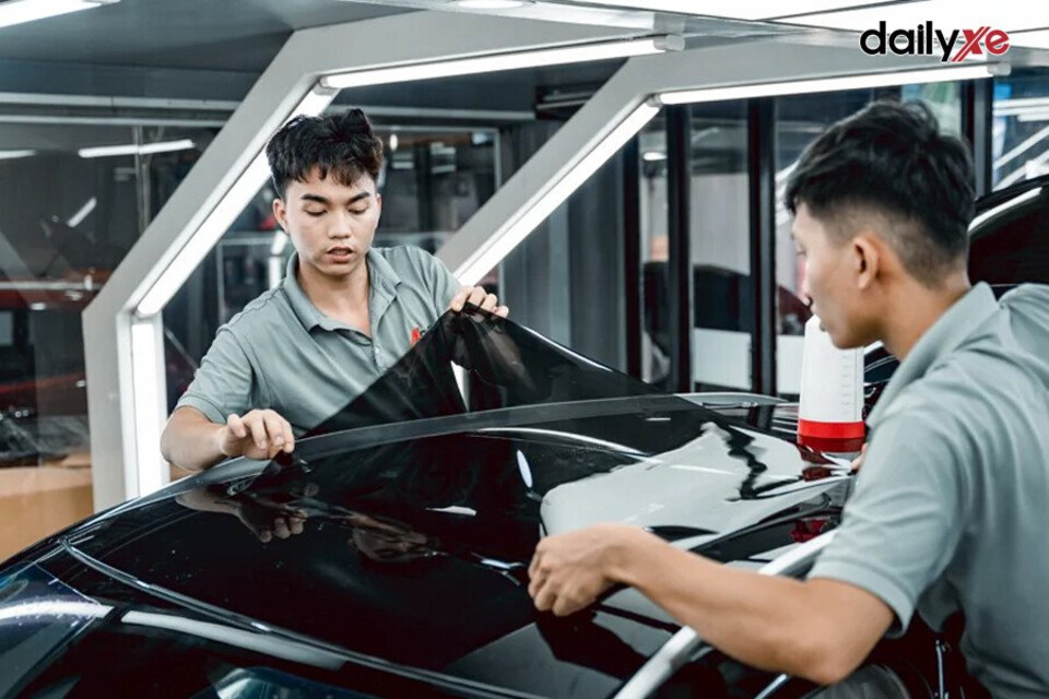 Chọn màu phim cách nhiệt kính cửa sổ trời