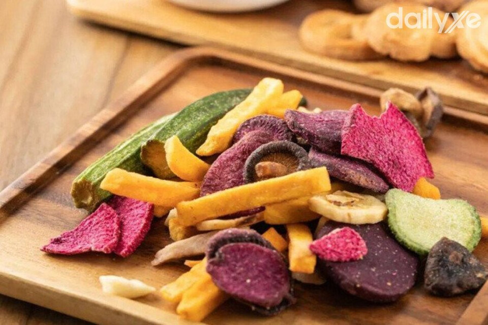 Say xe nên ăn gì cho tỉnh khi đi đường dài?