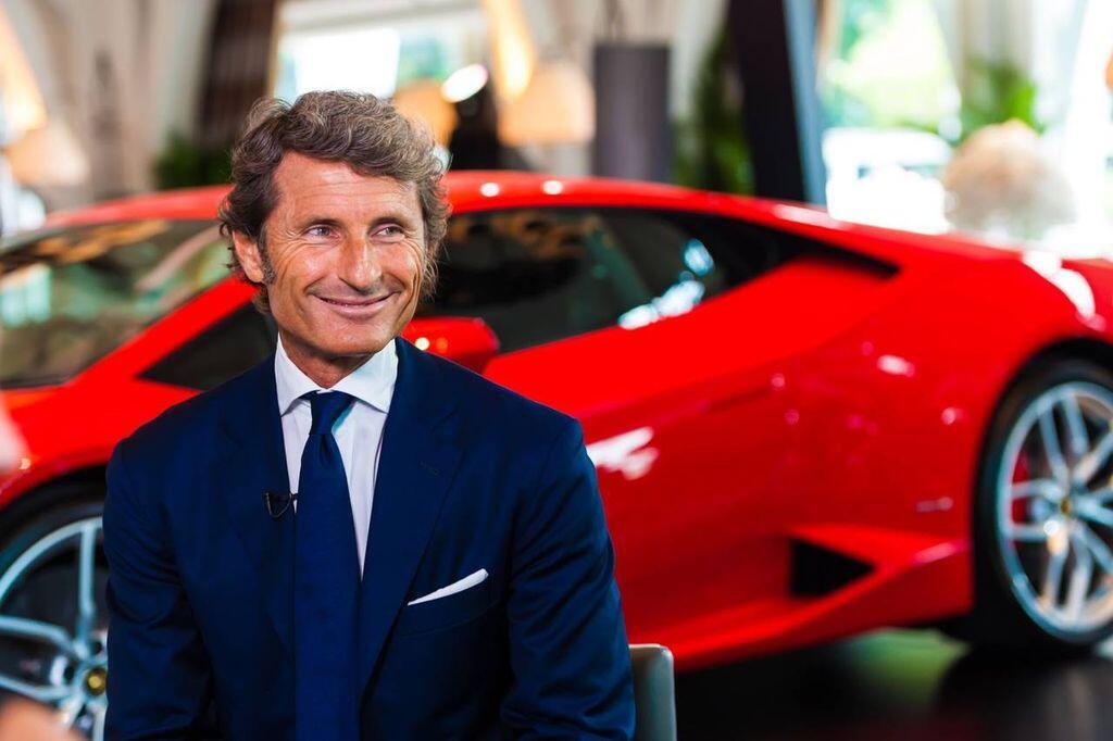 Chủ tịch Bugatti chuyển về làm CEO Lamborghini: Nối tiếp 11 năm trị vì đầy  thành công